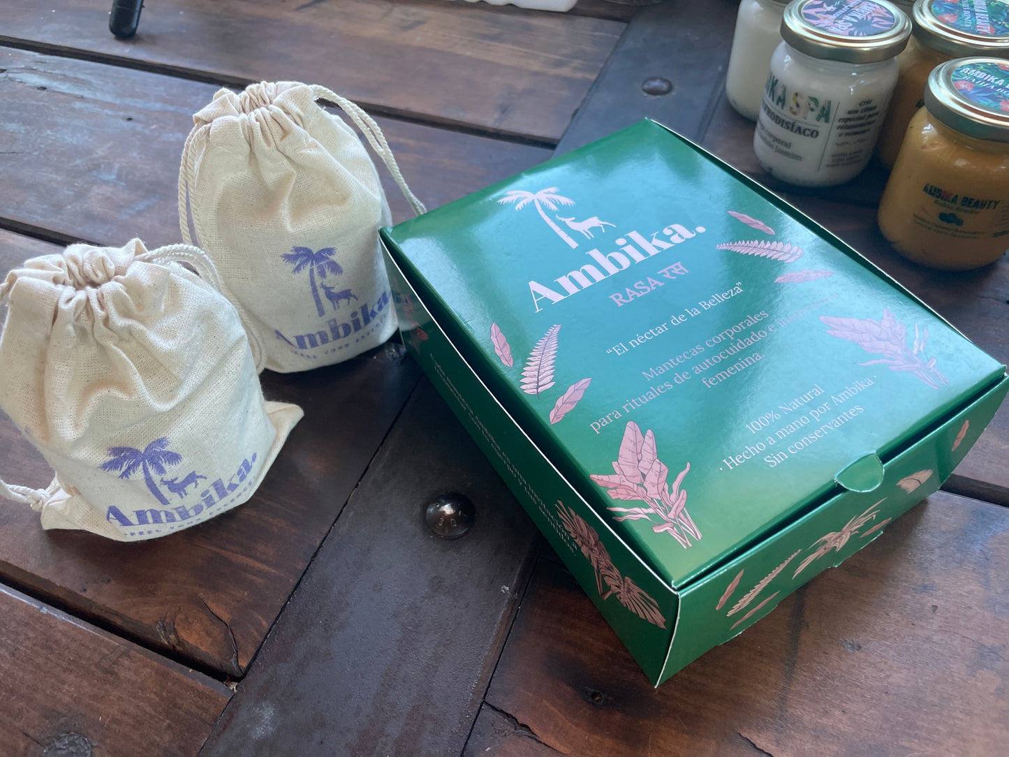 Pack: 4 Mantecas Corporales a Elección + Guía de Alimentación Femenina by Indigo